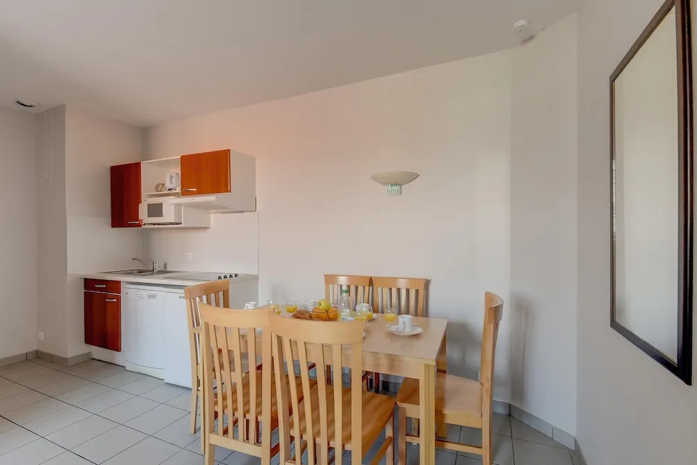 Family Beach Stay for 6 in Loire