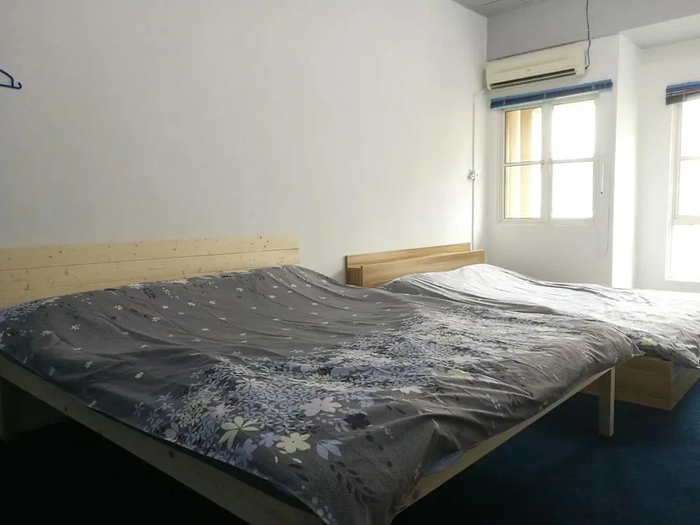 Oceanus Backpackers Hostel