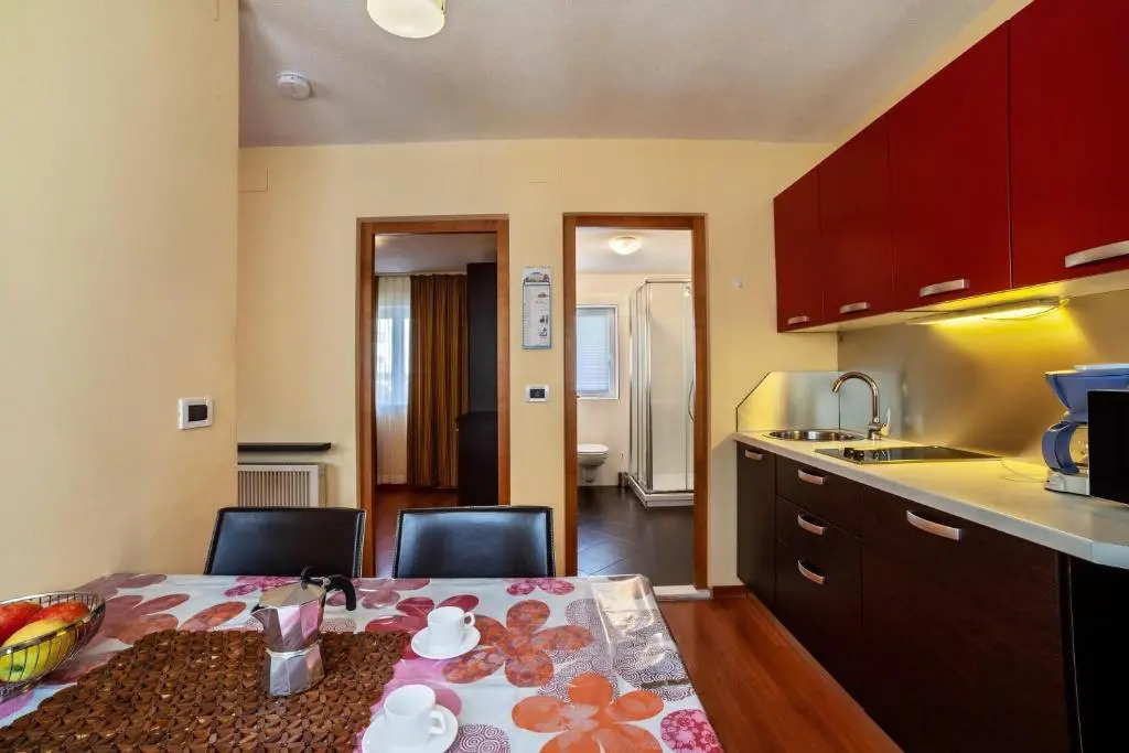 Camping Adler Bungalow 17