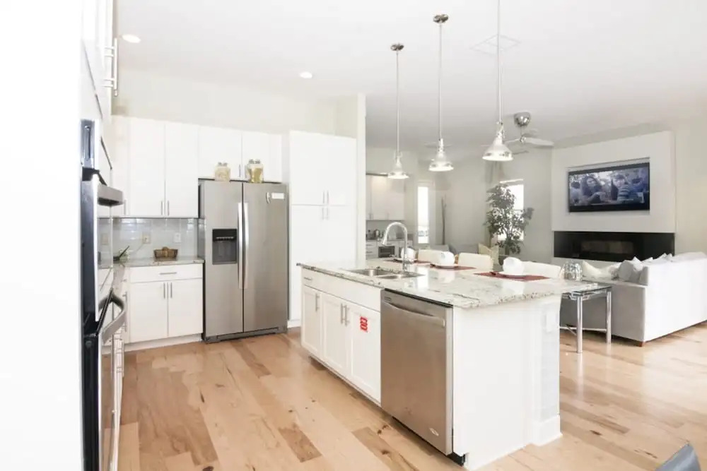 Five Suites Luxury Home RE1492