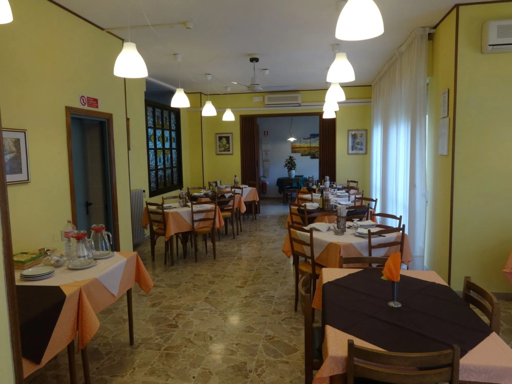 Hotel Saturno