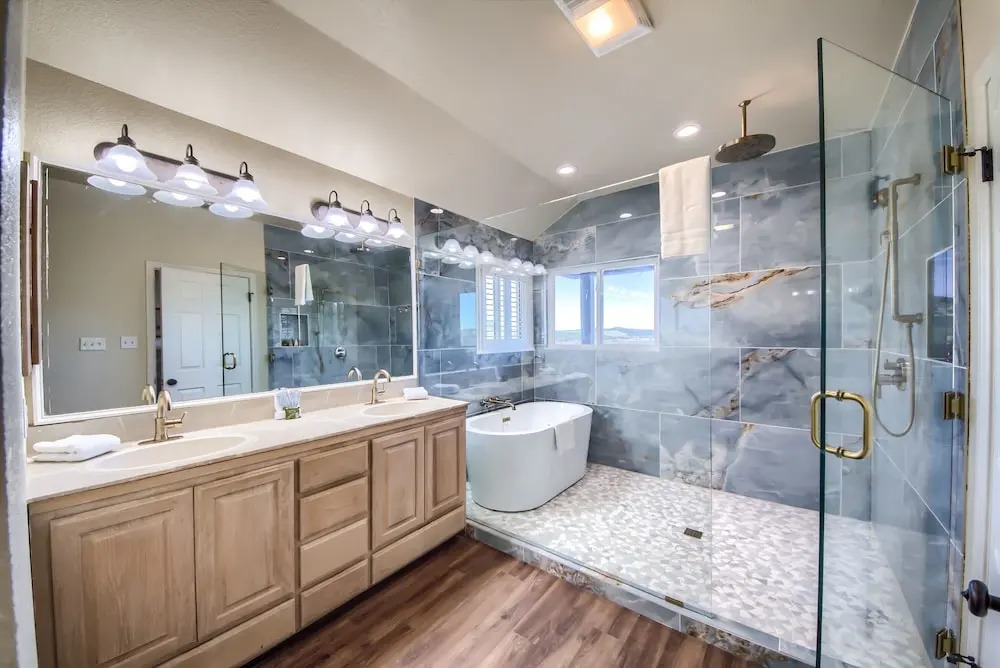 Cypress Ridge Cl 1181 5 Bedroom Home by RedAwning