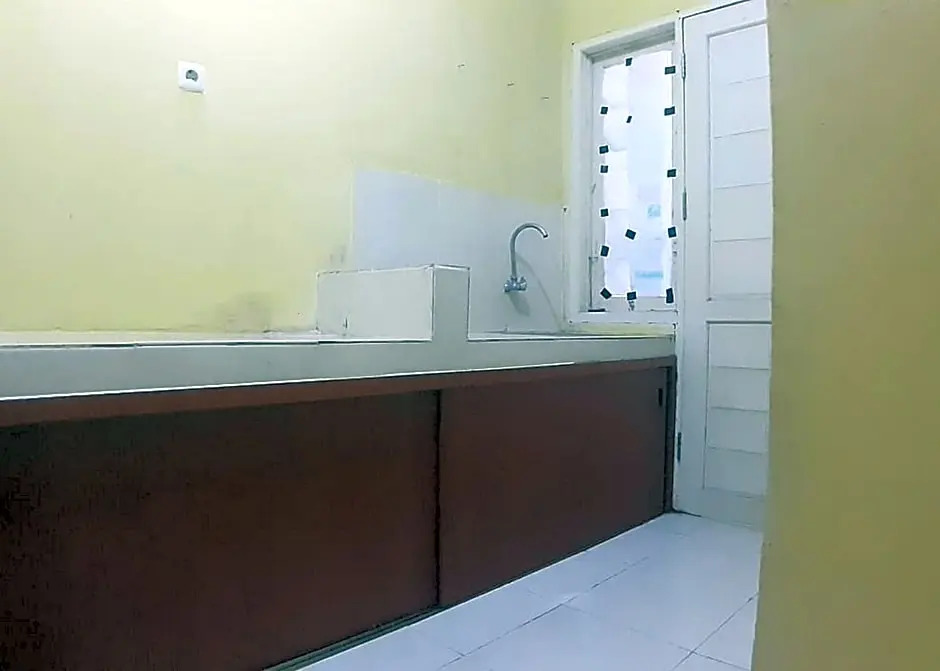 KoolKost Syariah near Universitas Hasanuddin Makassar