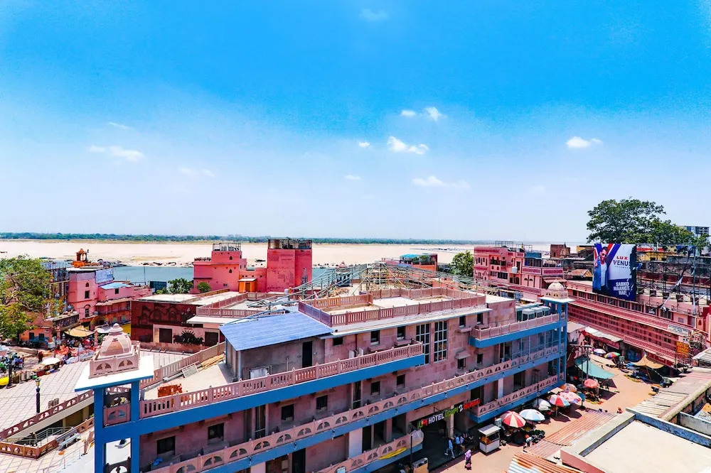 OYO 15530 Hotel G S Residency