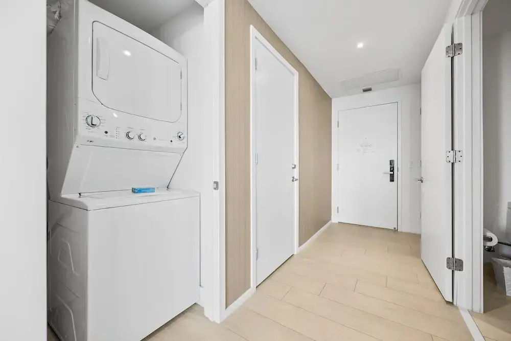 Stunning High-floor City View 1BR Hyde Beach House
