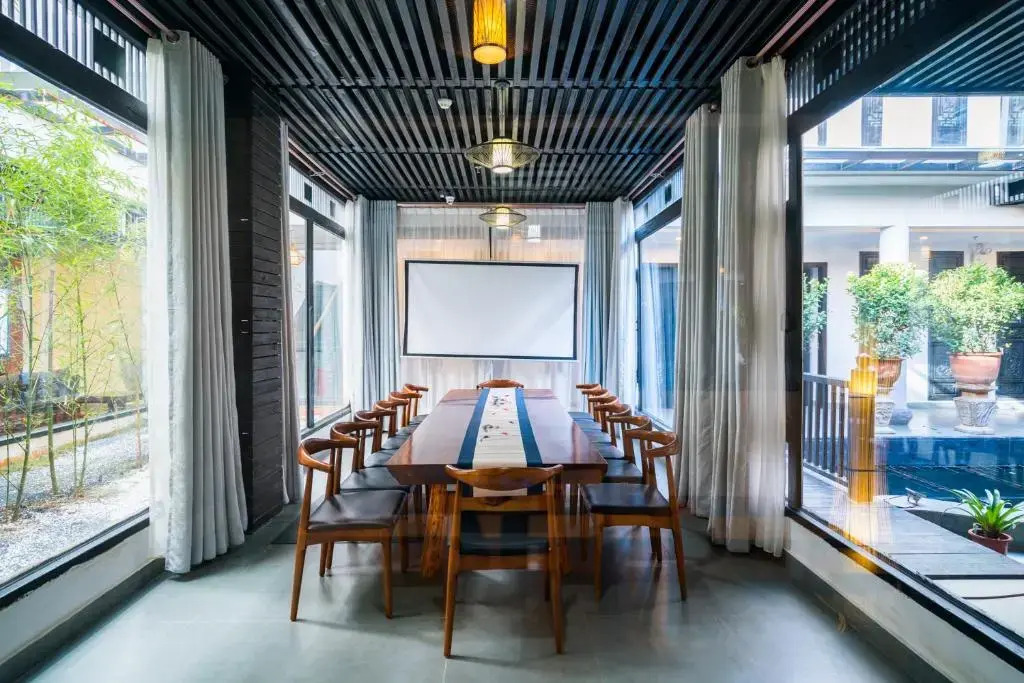 Lijiang Gemmer Hotel