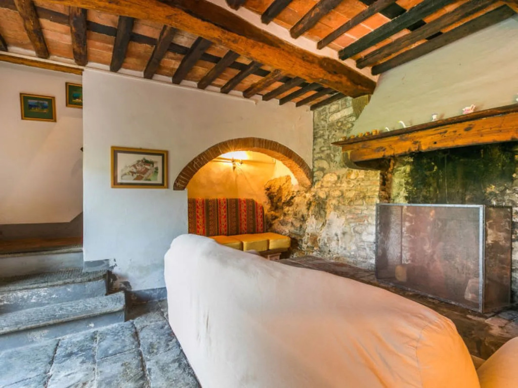 Podere Villa / Apt. Mezzo PCA100