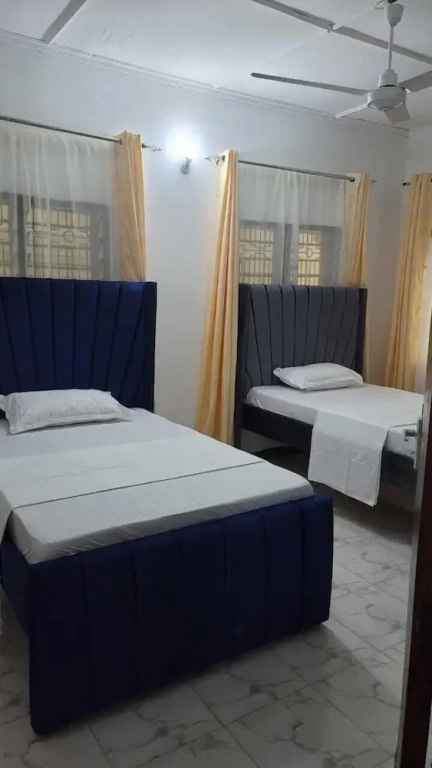 Lux Suites Bamburi Holiday House