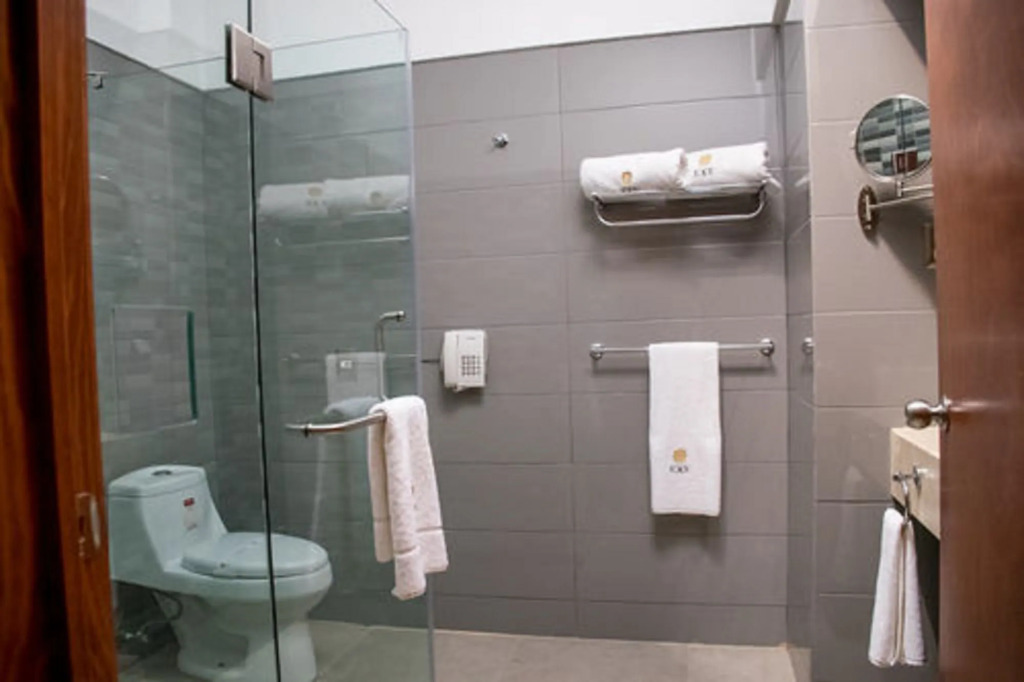 Hotel Ecce Inn & Spa