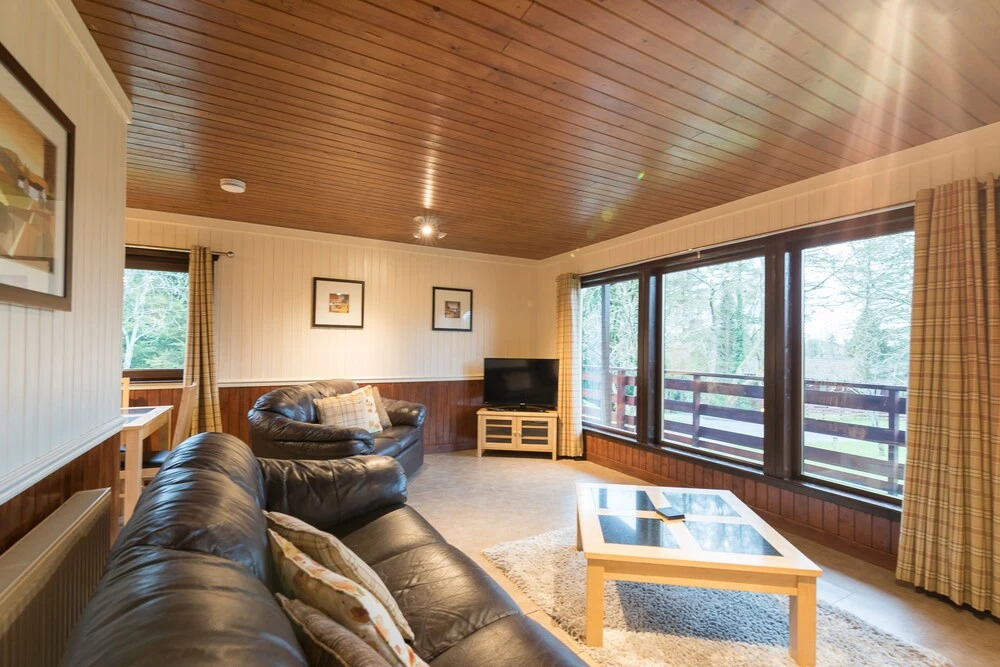 Primrose Lodge 3 With Hot Tub (h 2014) 57497