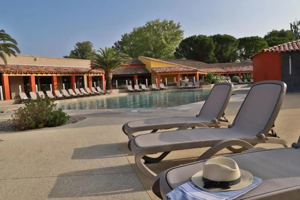SOWELL HOTELS LOlivier