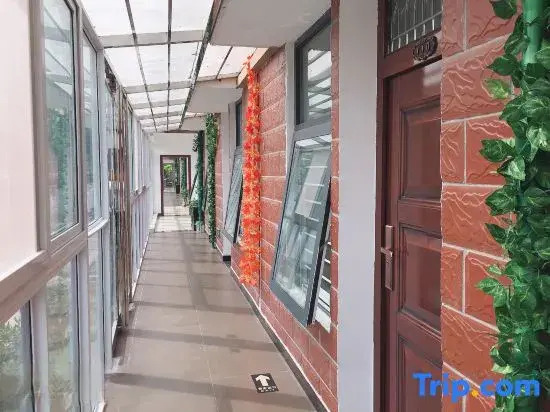 Zhoukou Guanliang Express Hotel