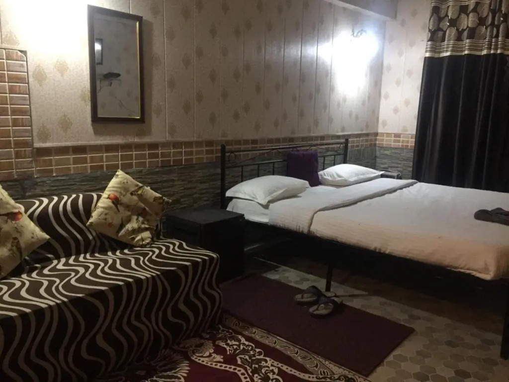 Jasmine Residency Hyas Homestay