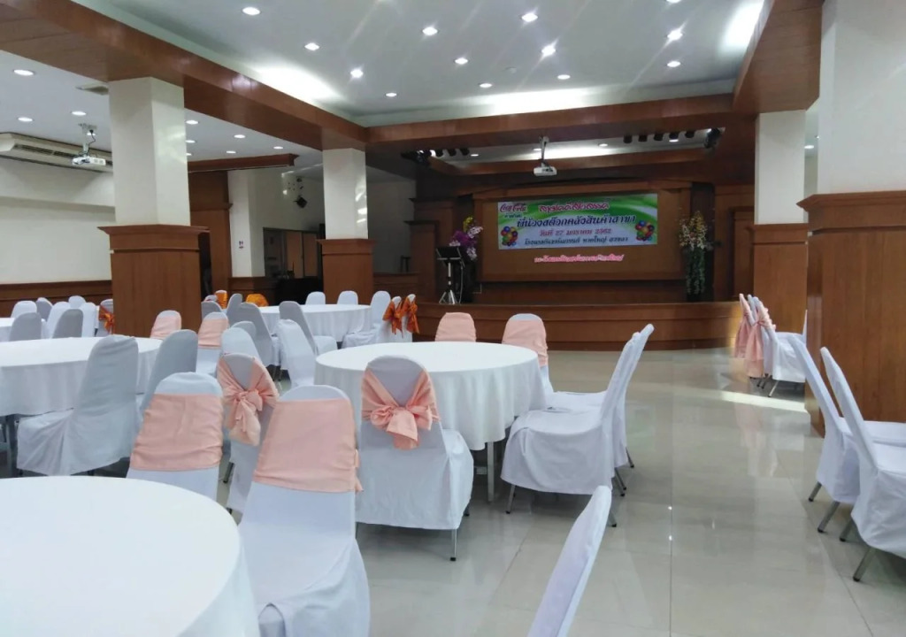 River Grand Hotel