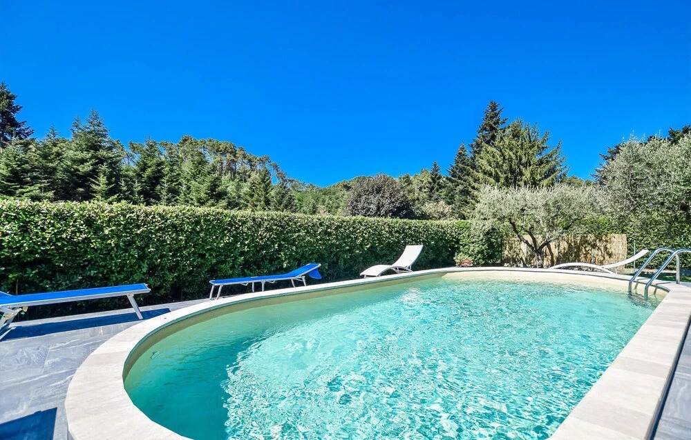 Awesome Home In Camaiore With Wifi