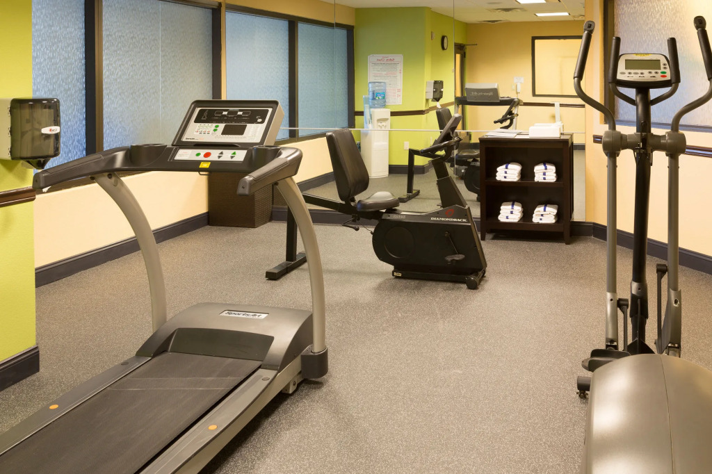 Holiday Inn Express & Suites Jacksonville Airport by IHG