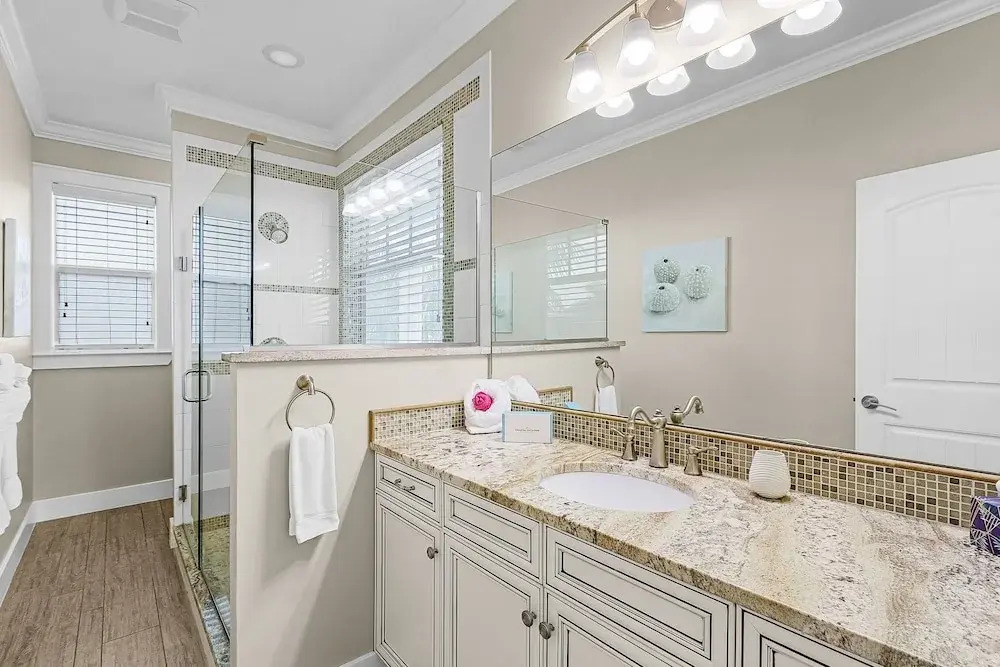 571 Seabatical: Canal Front With Pool! 5 Bedroom Home