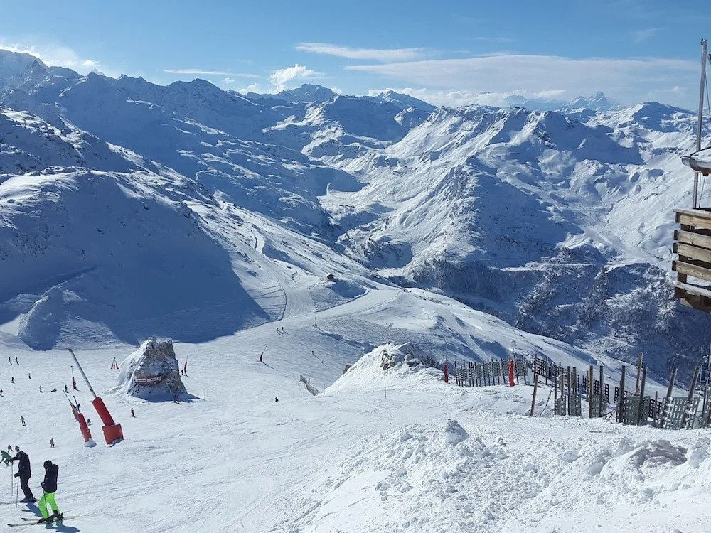 Chalet With High-end Services Just 150 m From the ski Slopes