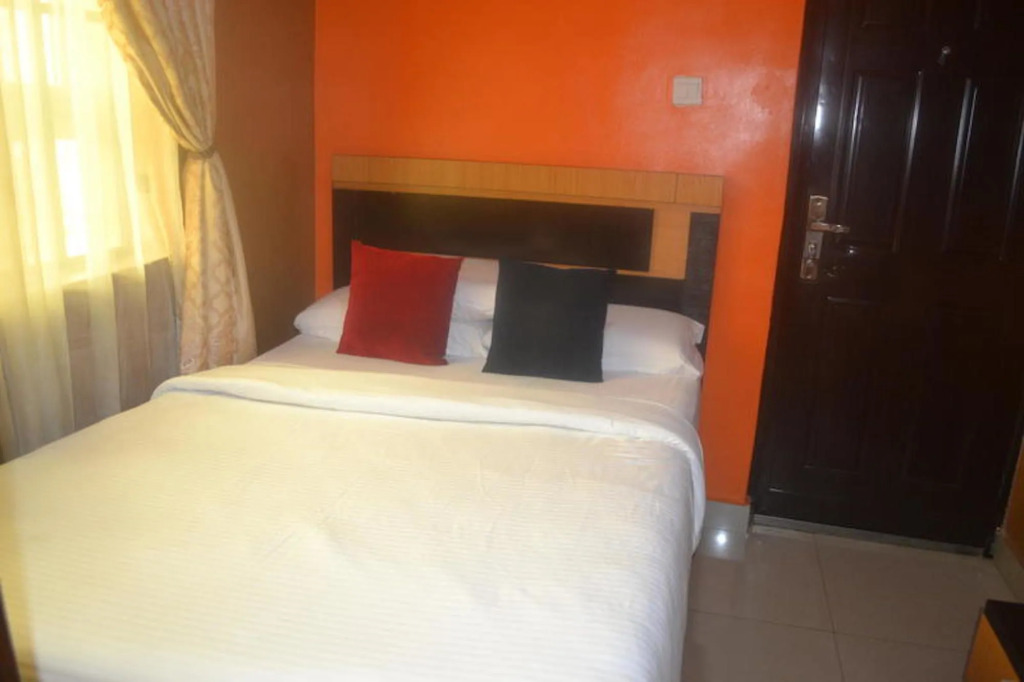 Sweet Savor Hotels & Suites