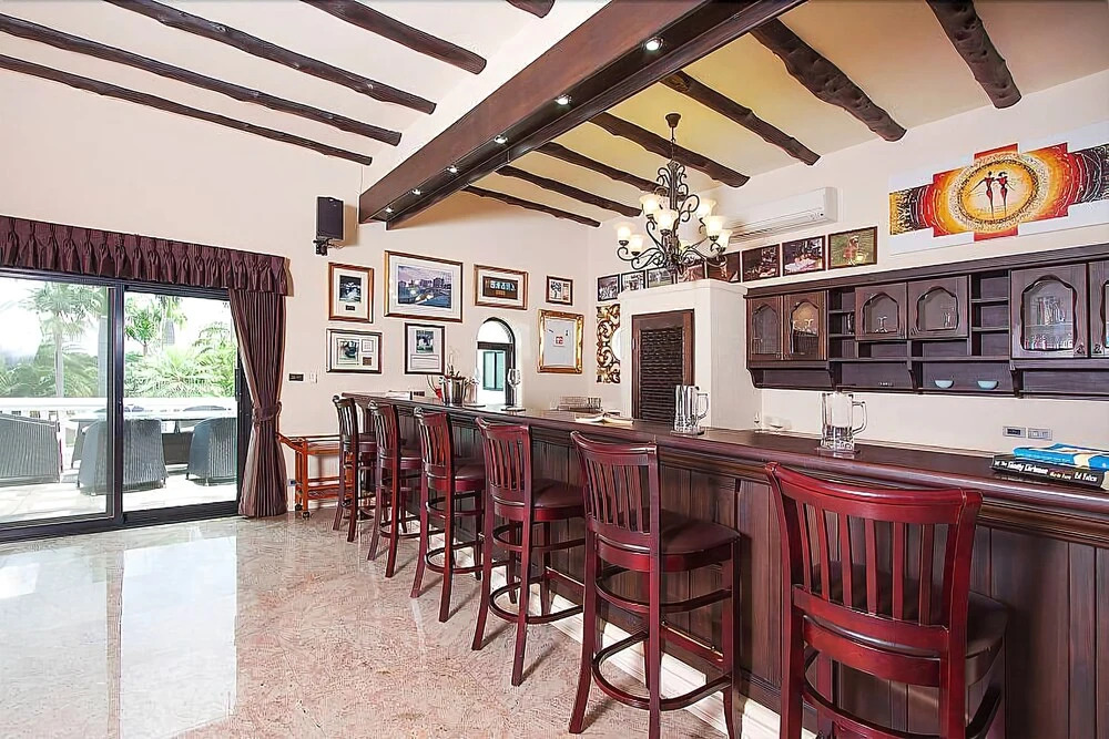 Camelot Villa