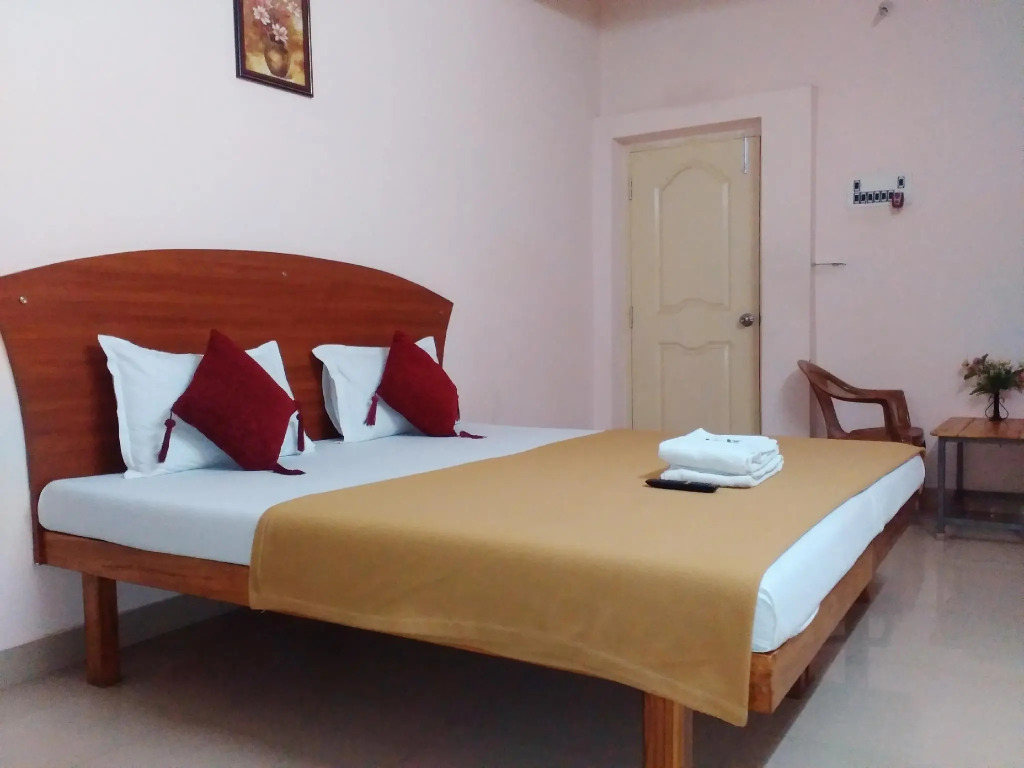 ROYAL GREEN AIRPORT TRANSIT ACCOMMODATION
