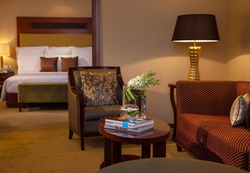 Renaissance Wuhan Hotel