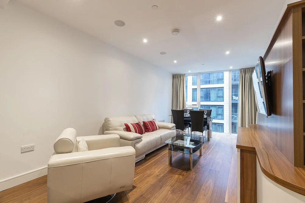 Charming 2BR apt in Battersea by Wandsworth Town