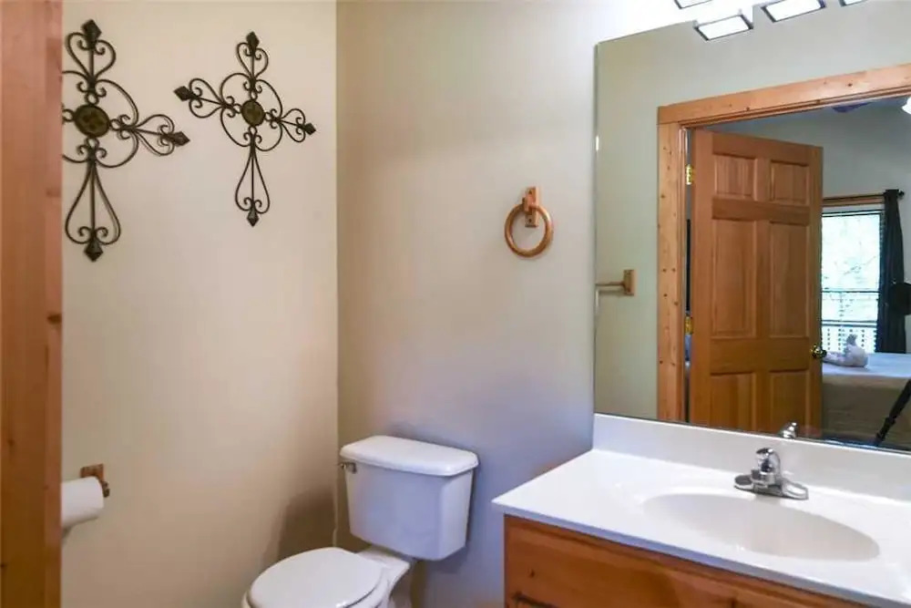 American Heritage 4 Bedroom Home with Mountain View