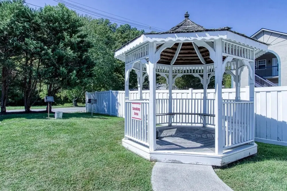 Colonial Crest 110 - Great Location! - You Can Walk To Town! 2 Bedroom Condo by RedAwning