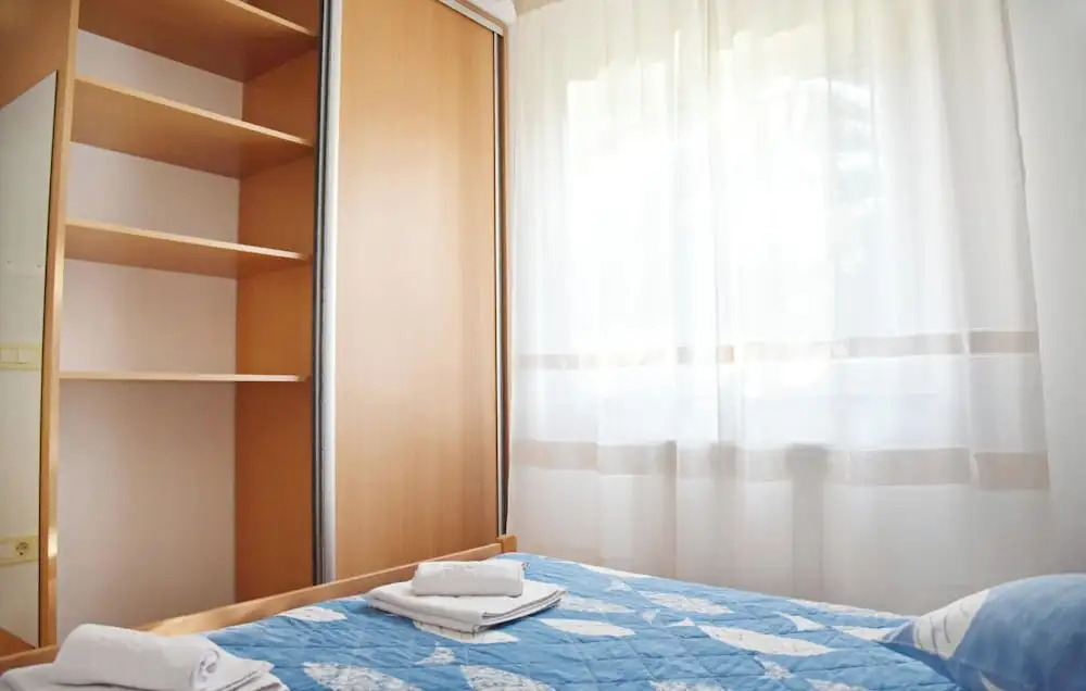 Bright Apartment in Zambratija