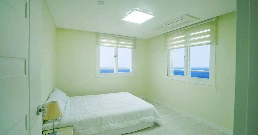 Jeju Saint House