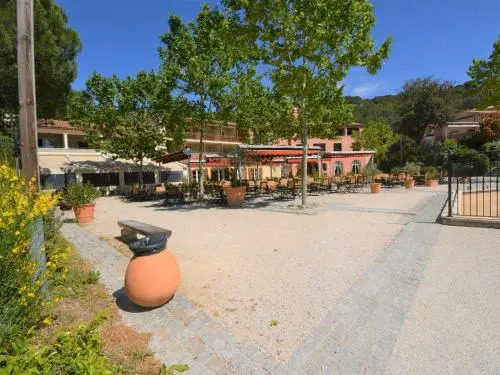 House Grospierres - 5 Pers, 35 M2, 2/1