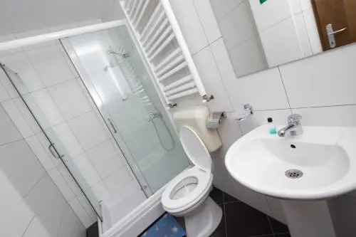 Urbana Guest House