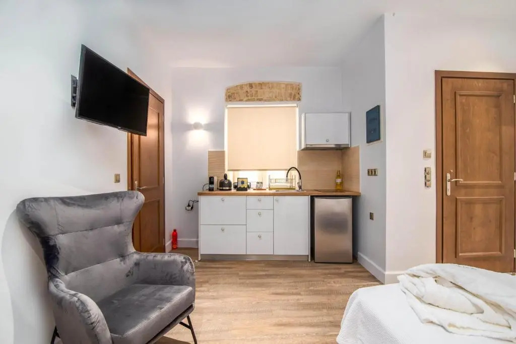 Curcumelli Luxury Suites - ΠΟΡΤΟΝΙ 2