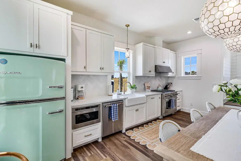 Barefoot Bungalow 220 Esc-a