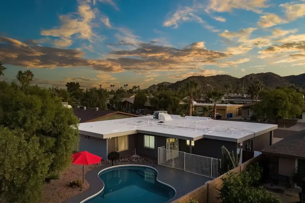 Sweet Memories On Alan Lane 4 Bedroom Home by Redawning
