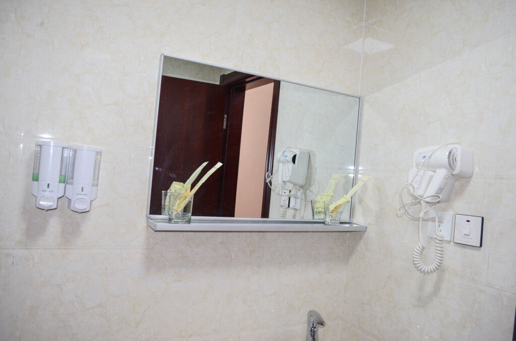Chinese Business Hotel