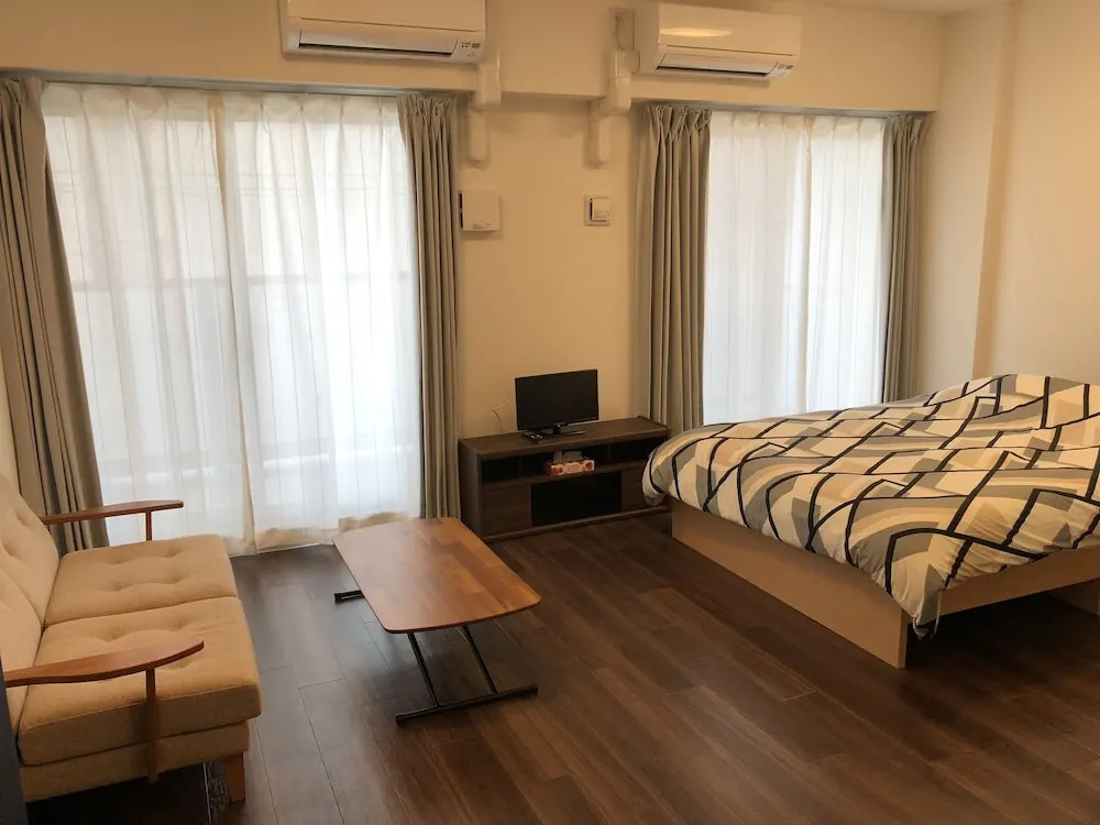 Fujisawa Inn & Suites