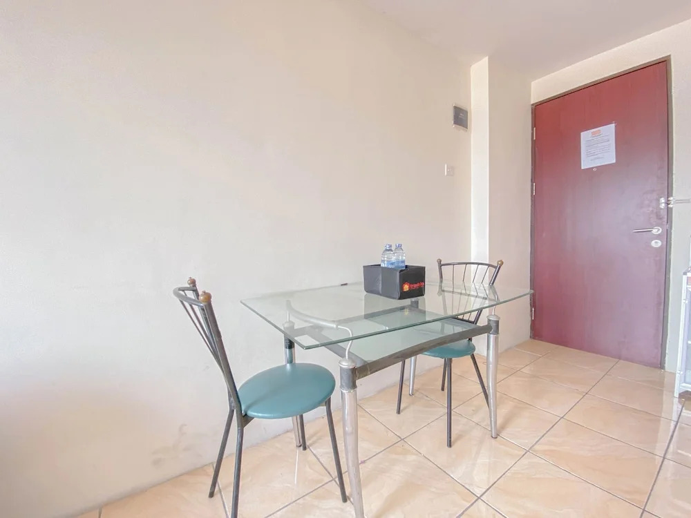 Scenic View 2Br At Apartment Tamansari Panoramic
