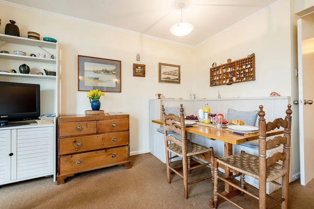 1 Porthsawle