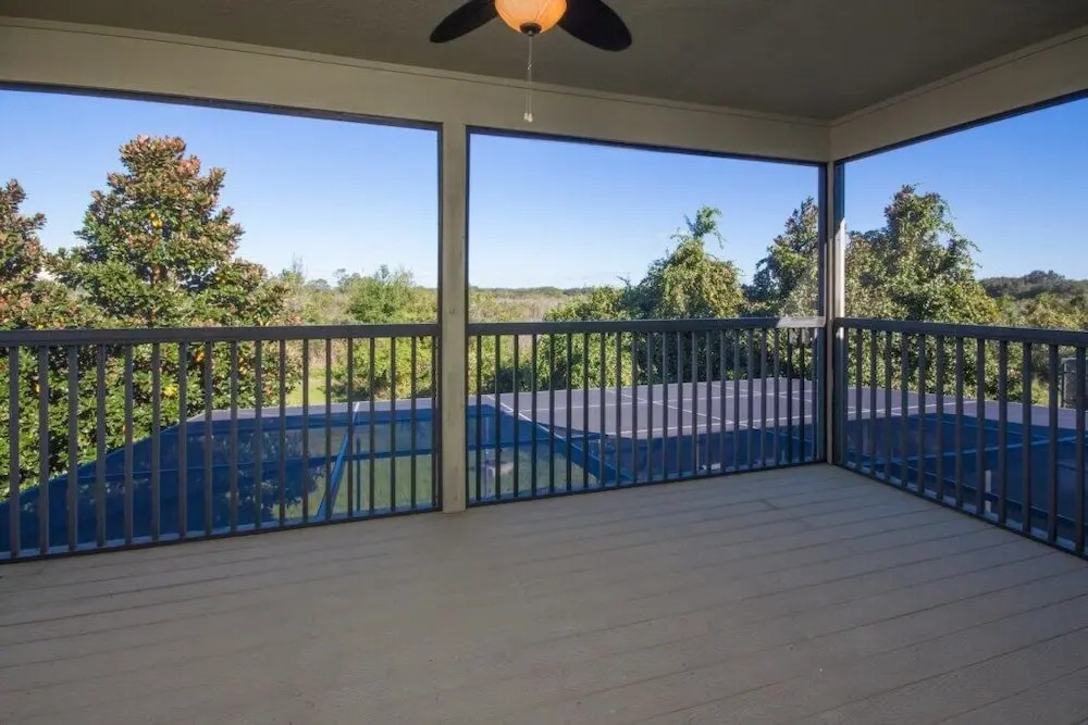 Private Pool With Games Room 4 Bedroom Home