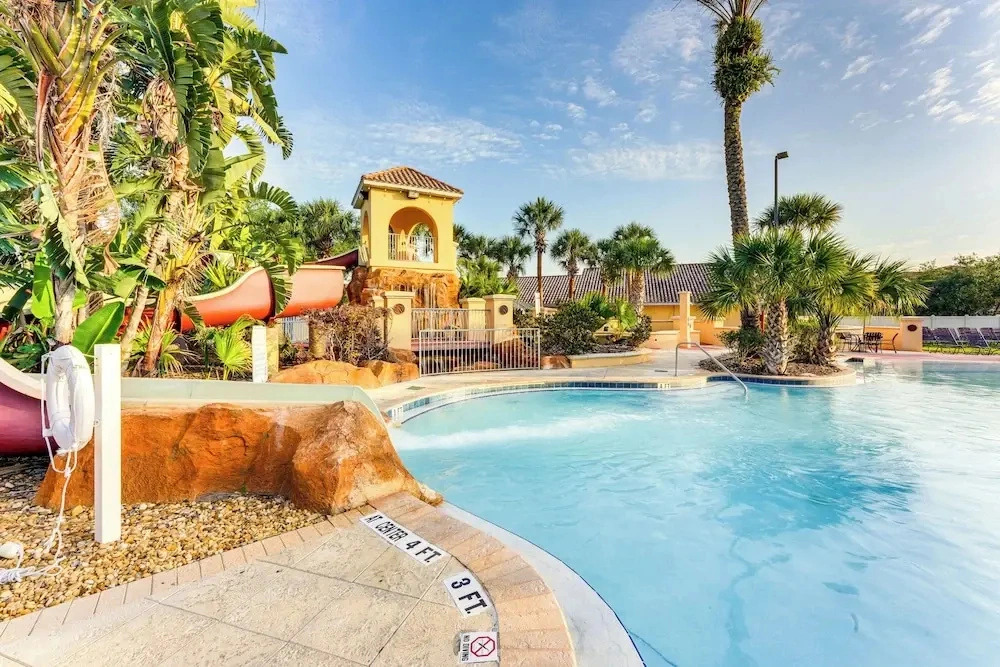 9 Mi to Disney: Gated Resort Escape w/ Pool Access