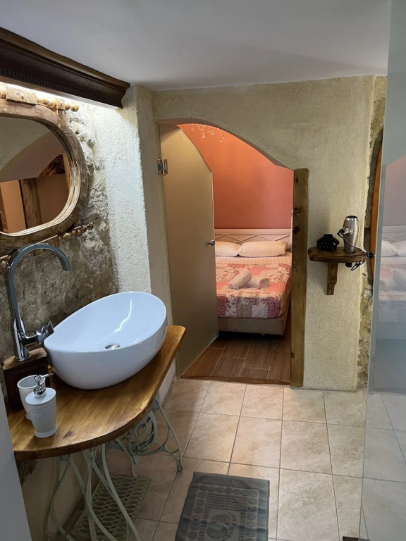 Attiki Hotel