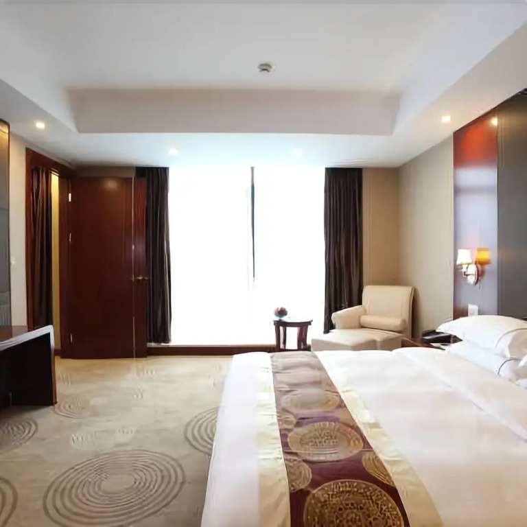 Kingdom Hotel
