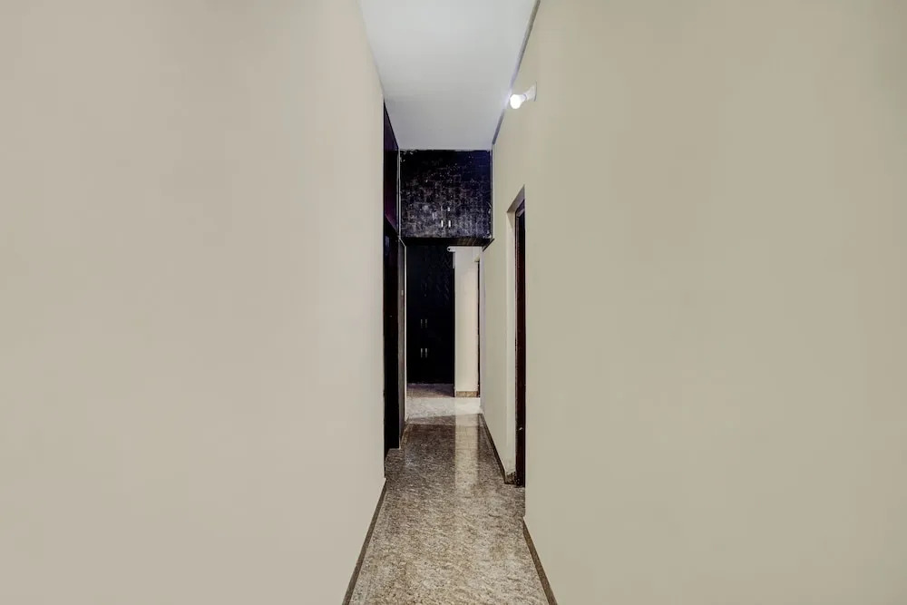 OYO Flagship 60003 Hotel Santosh
