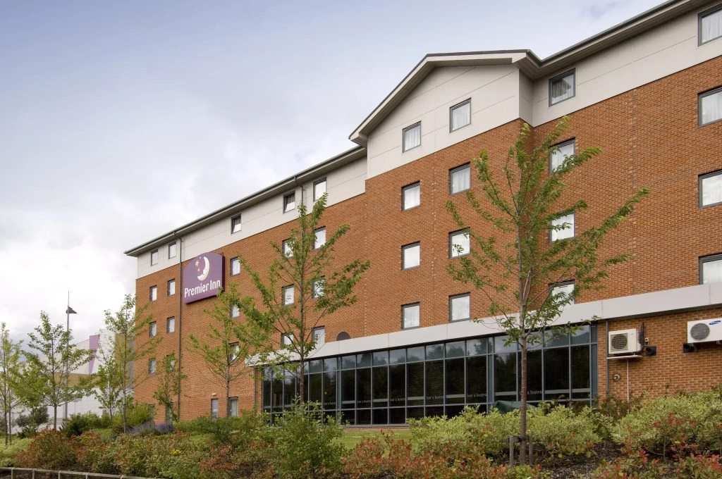 Premier Inn Castleford (Xscape, M62, Jct 32)