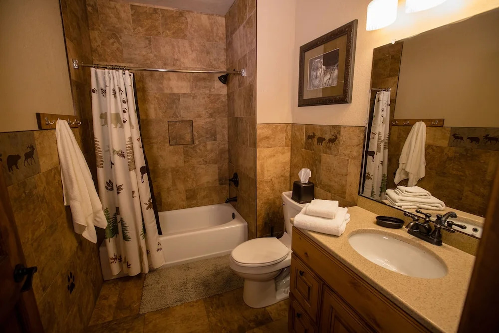Lewis & Clark Resort