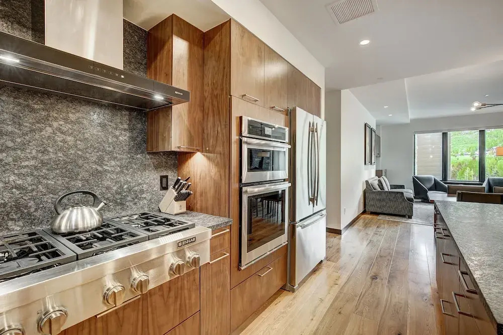 Chic 2 BR+Den Ritz-Carlton Condo with Valley Views by RedAwning - Save 20% on 7+ Nights!