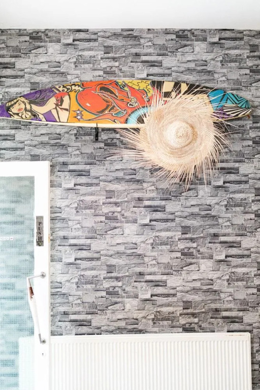OYO Shore Surf Lodge