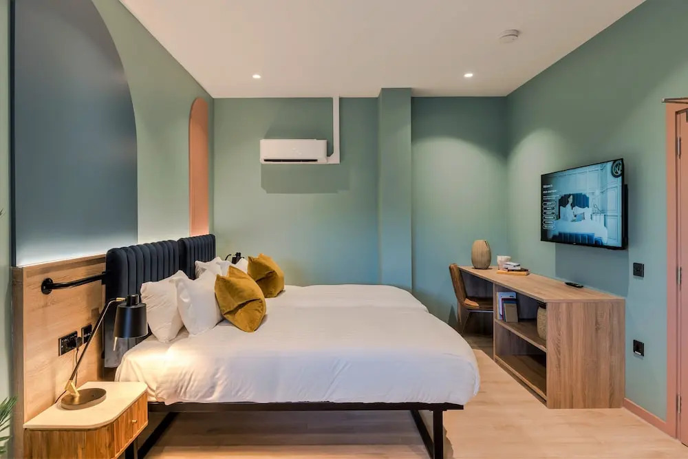 Your Apartment I Milton Keynes